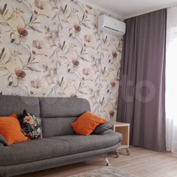Сдается 1-комнатная квартира, 37 м²