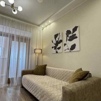 Сдается 1-комнатная квартира, 60,3 м²