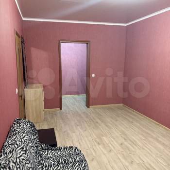 Сдается 1-комнатная квартира, 40 м²