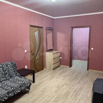 Сдается 1-комнатная квартира, 40 м²