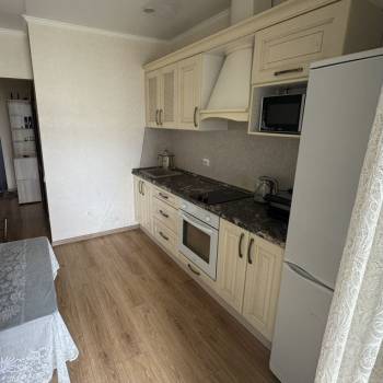 Сдается 1-комнатная квартира, 38 м²