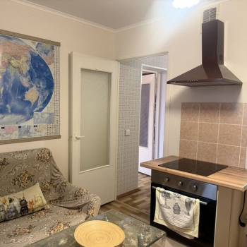 Сдается 1-комнатная квартира, 38 м²