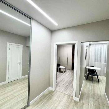 Сдается 1-комнатная квартира, 42 м²
