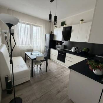 Сдается 1-комнатная квартира, 48 м²