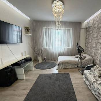 Сдается 1-комнатная квартира, 48 м²