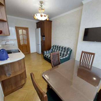 Сдается Многокомнатная квартира, 110 м²
