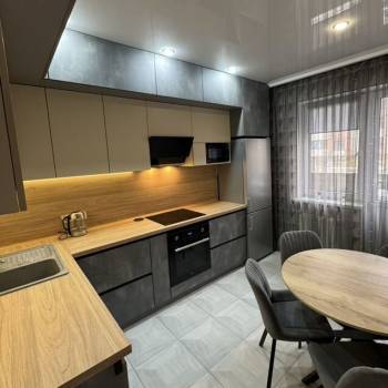 Сдается 2-х комнатная квартира, 60 м²