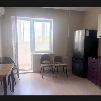 Сдается 2-х комнатная квартира, 57 м²
