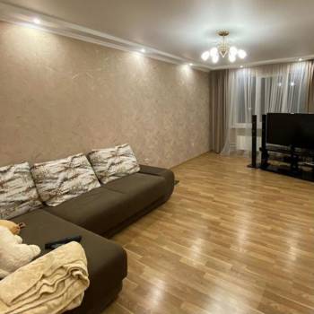 Сдается Многокомнатная квартира, 90,8 м²