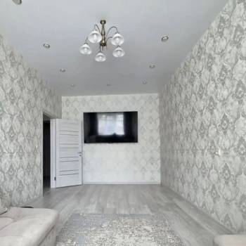 Продается 1-комнатная квартира, 37 м²