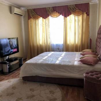 Продается 1-комнатная квартира, 38 м²
