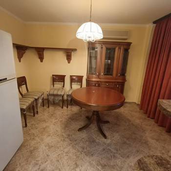 Продается Многокомнатная квартира, 122,4 м²
