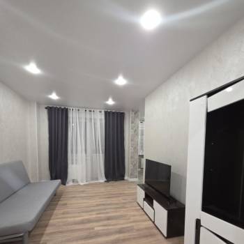 Сдается 2-х комнатная квартира, 65 м²