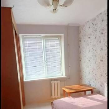 Продается Многокомнатная квартира, 61,3 м²