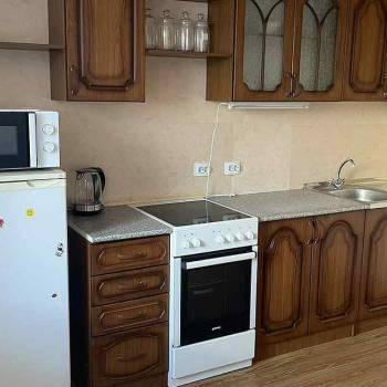 Сдается 1-комнатная квартира, 44 м²