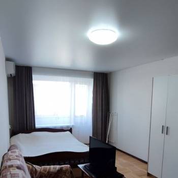 Продается 1-комнатная квартира, 34 м²