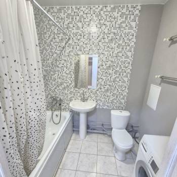 Сдается 1-комнатная квартира, 39 м²