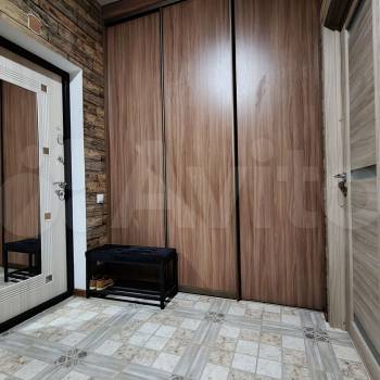 Продается 1-комнатная квартира, 47 м²