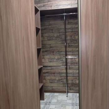 Продается 1-комнатная квартира, 47 м²