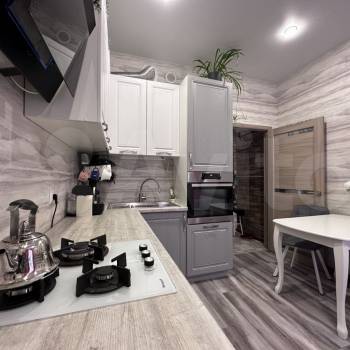 Продается 1-комнатная квартира, 47 м²