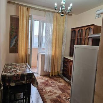 Сдается 1-комнатная квартира, 35 м²