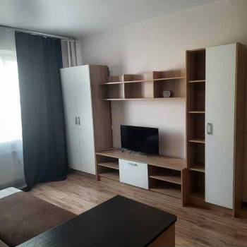 Сдается 1-комнатная квартира, 35 м²
