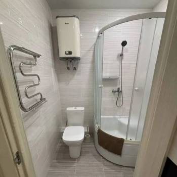 Сдается 1-комнатная квартира, 42 м²