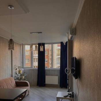Сдается 1-комнатная квартира, 53 м²