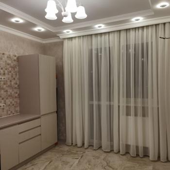 Продается 1-комнатная квартира, 42 м²