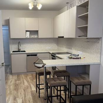 Сдается Многокомнатная квартира, 56 м²