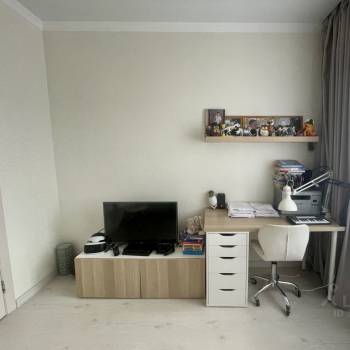Продается 1-комнатная квартира, 43,2 м²