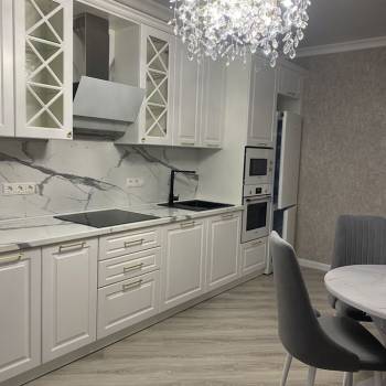 Сдается 1-комнатная квартира, 55 м²