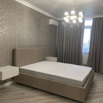 Сдается 1-комнатная квартира, 55 м²