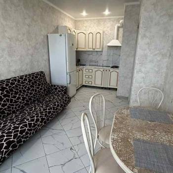 Сдается 1-комнатная квартира, 39 м²