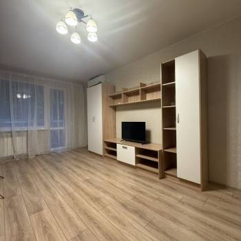 Сдается Многокомнатная квартира, 75 м²