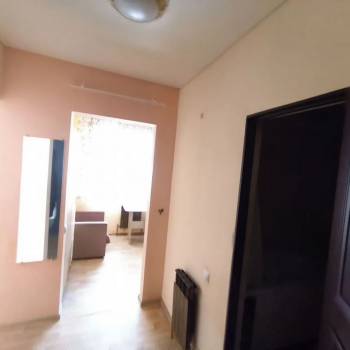 Продается 1-комнатная квартира, 39 м²