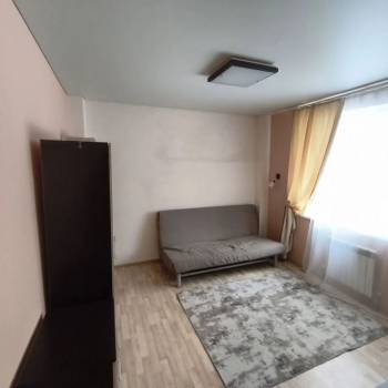 Продается 1-комнатная квартира, 39 м²