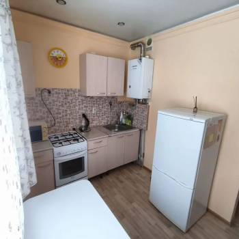 Продается 1-комнатная квартира, 39 м²