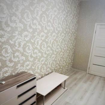 Сдается 1-комнатная квартира, 42 м²