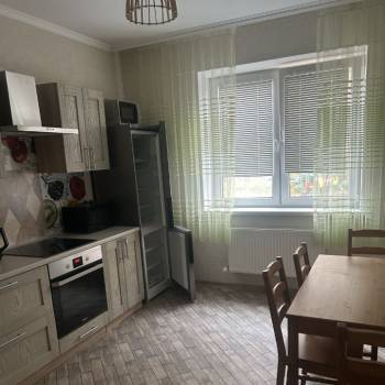 Сдается 2-х комнатная квартира, 58,6 м²