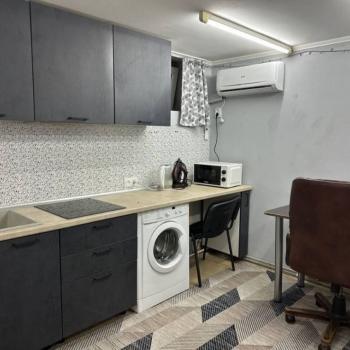 Продается 1-комнатная квартира, 18 м²