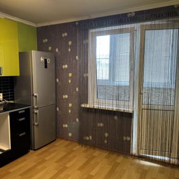 Сдается 1-комнатная квартира, 40 м²