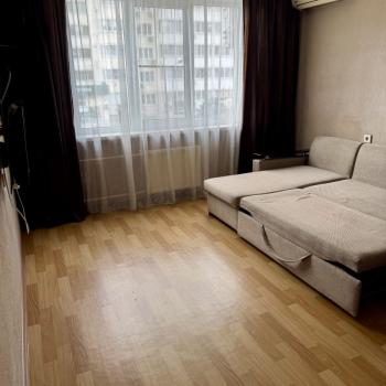 Сдается 1-комнатная квартира, 40 м²