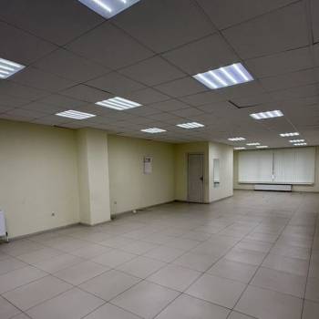 Продается Нежилое помещение, 90 м²
