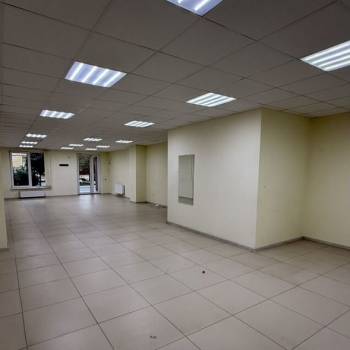 Продается Нежилое помещение, 90 м²