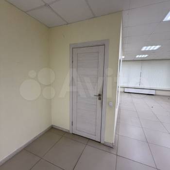 Продается Нежилое помещение, 90 м²