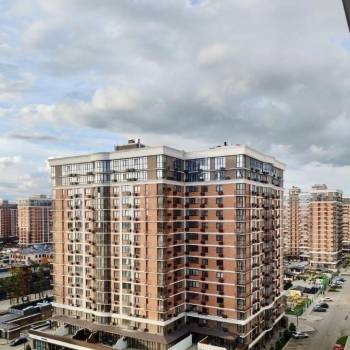 Продается 1-комнатная квартира, 39 м²