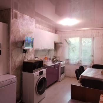 Продается Многокомнатная квартира, 73,1 м²