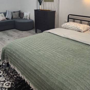 Сдается 1-комнатная квартира, 42 м²