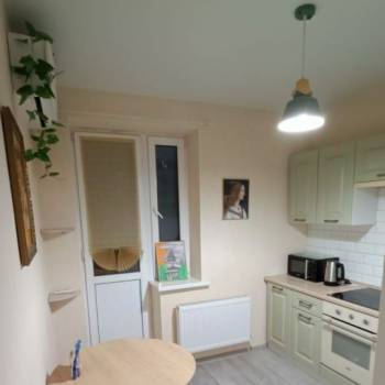Сдается 1-комнатная квартира, 35 м²